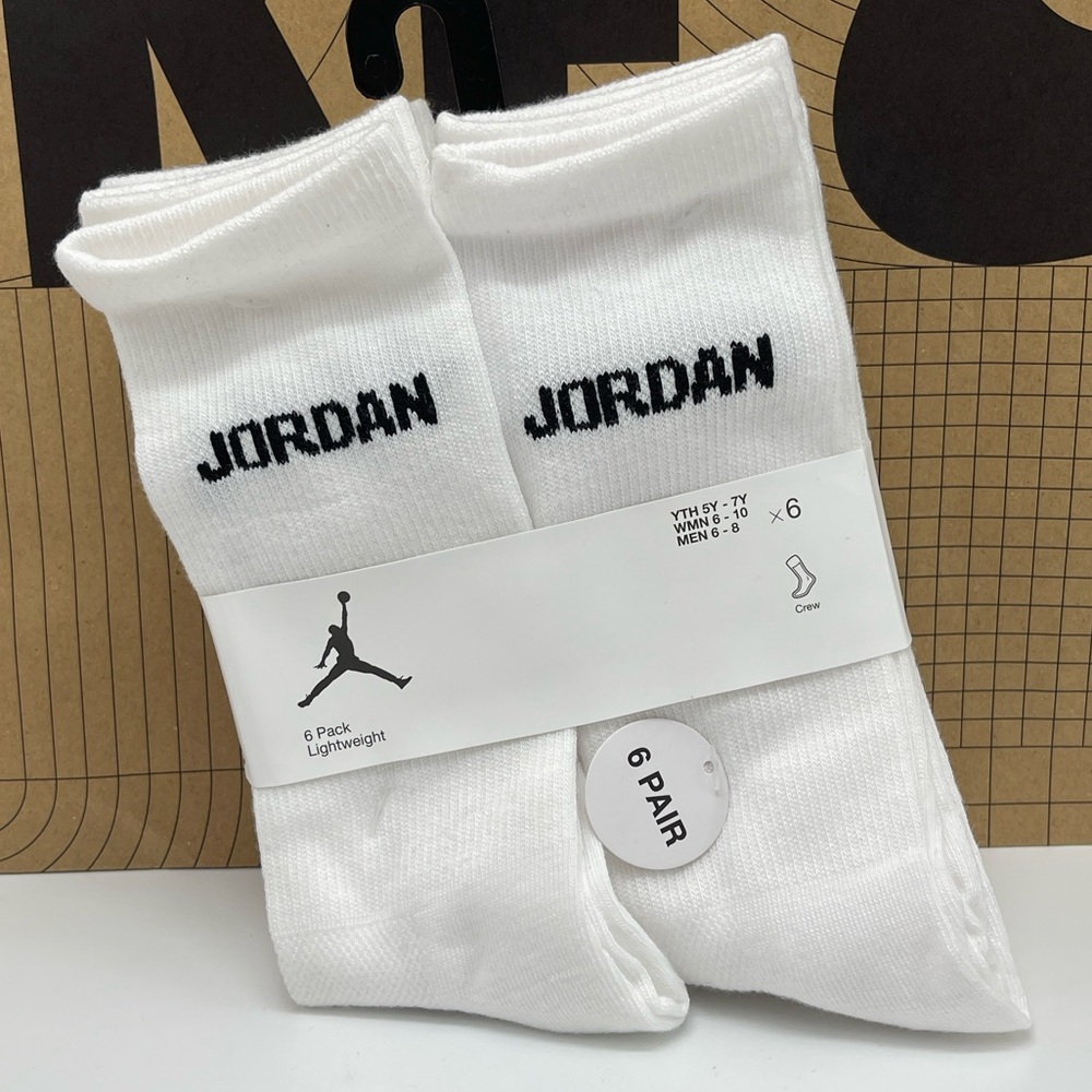 Jordan Men's Athletic White Crew Socks - 6 Pair - Picture 3 of 16